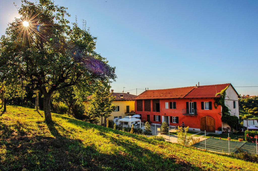 Agriturismo Paitin อัลบา ภายนอก รูปภาพ