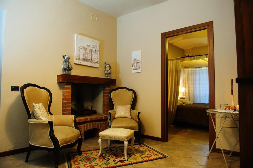 Agriturismo Paitin อัลบา ห้อง รูปภาพ