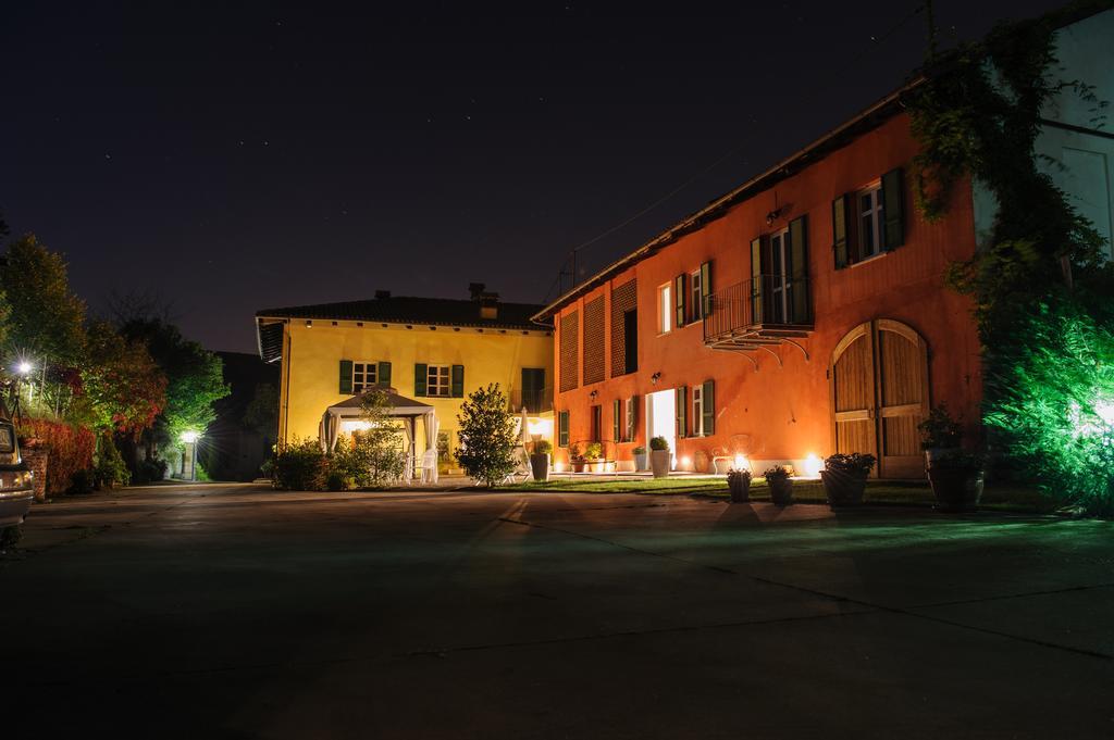 Agriturismo Paitin อัลบา ภายนอก รูปภาพ