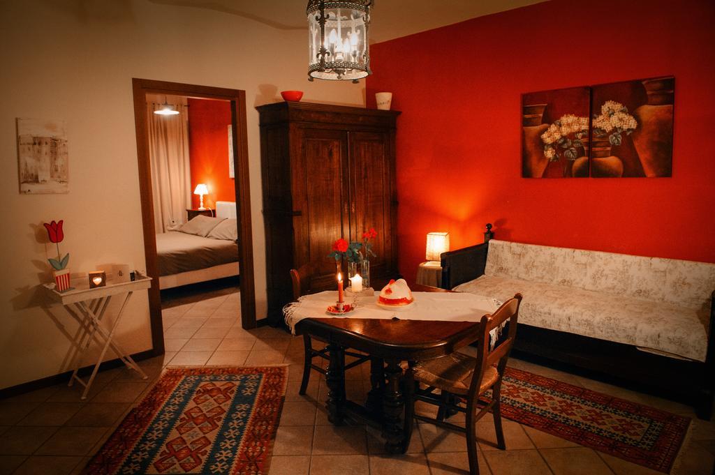 Agriturismo Paitin อัลบา ห้อง รูปภาพ